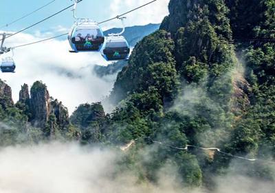 莽山五指峰漫游指南：踏云尋峰，探秘南嶺秘境